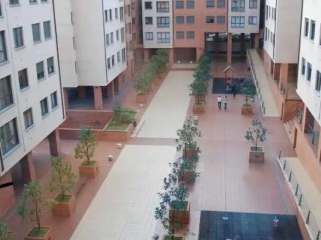 Apartamento en alquiler en Montenuño, Oviedo