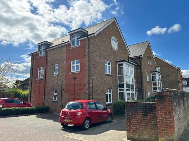 Apartment for rent in New Town, Horsham