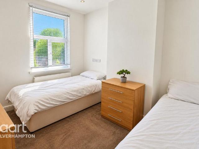 House for rent in Goldthorn Hill, Wolverhampton