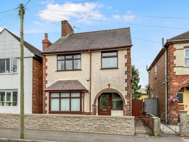 House for sale in Coalville, Leicestershire