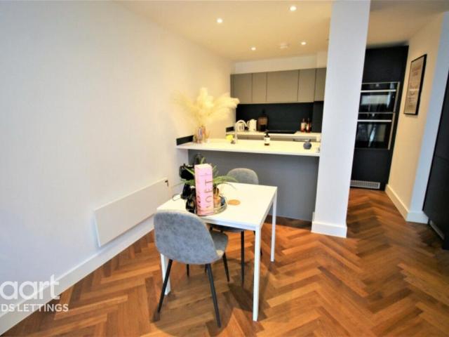 Apartment for rent in City Centre, Georgia