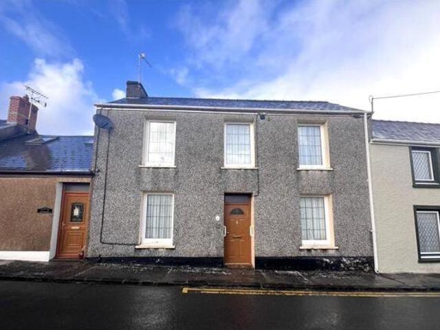 House for sale in Pembroke, Wales