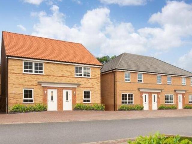House for sale in Hanging Heaton, Dewsbury