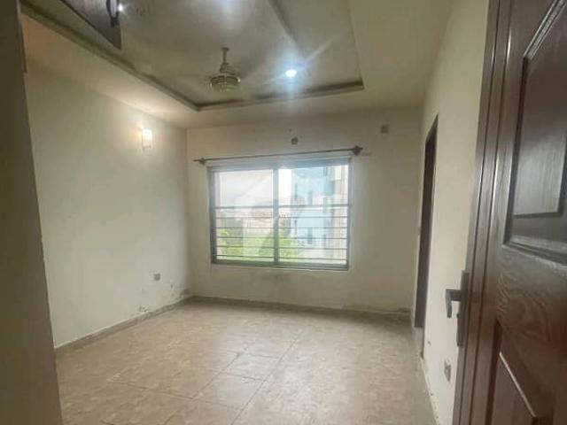 Apartment for rent in Islamabad