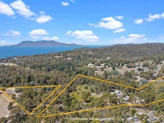 Land for sale in Spring Beach, Tasmania