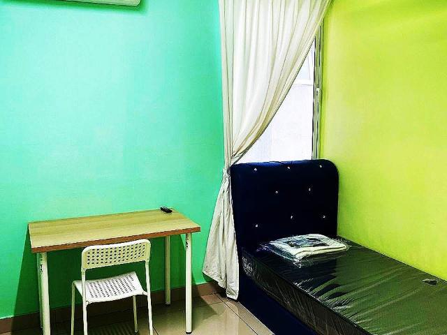 Room for rent in PJU 1A, Petaling Jaya