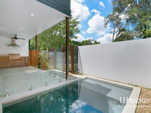 Townhouse for rent in Toombul, Queensland