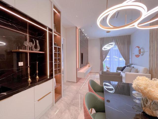Condominium for sale in Malaka