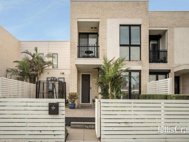 Townhouse for sale in Camerons Creek, Victoria