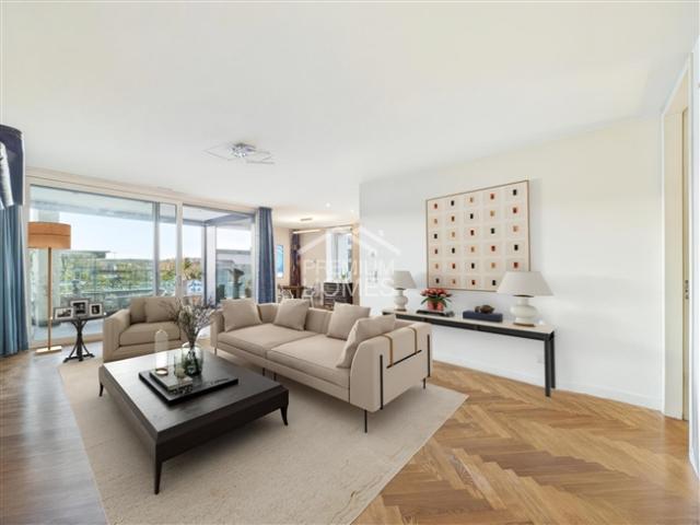 Wohnung kaufen in Einigen, Zürich