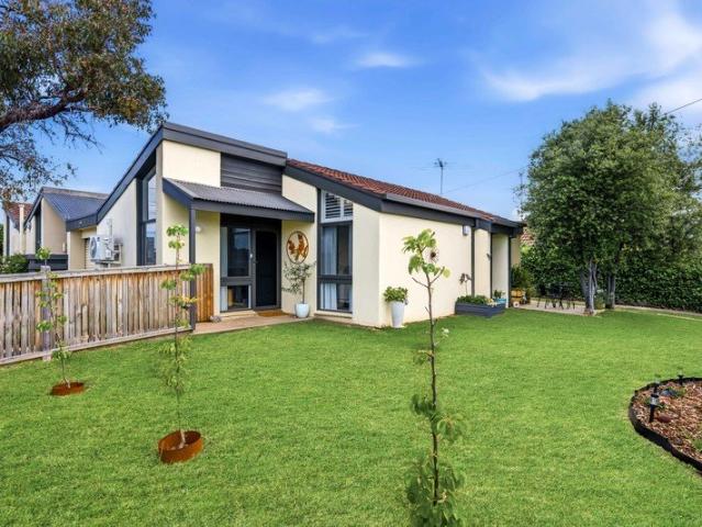Apartment for sale in Highton, Geelong
