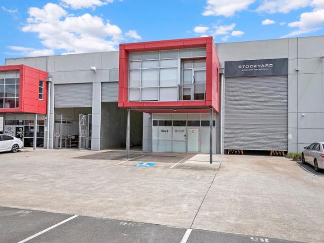 Warehouse for sale in Toombul, Queensland