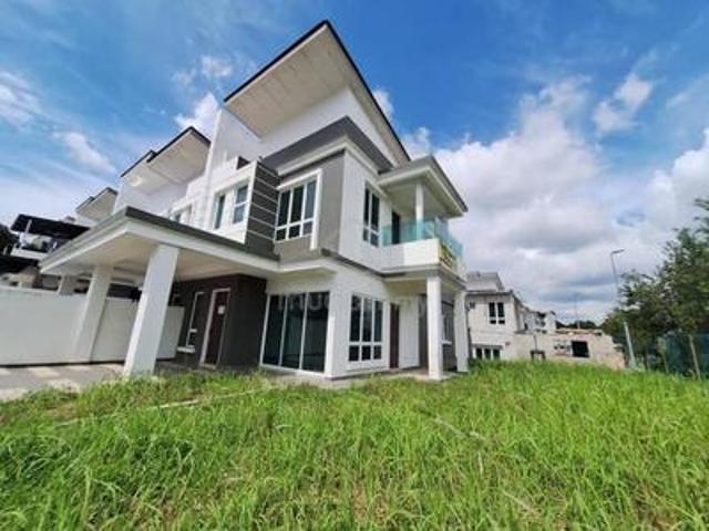 Terraced House for sale in Sendayan Village, Negeri Sembilan