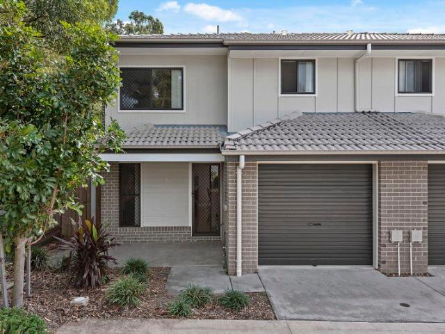 Townhouse for sale in Toombul, Queensland
