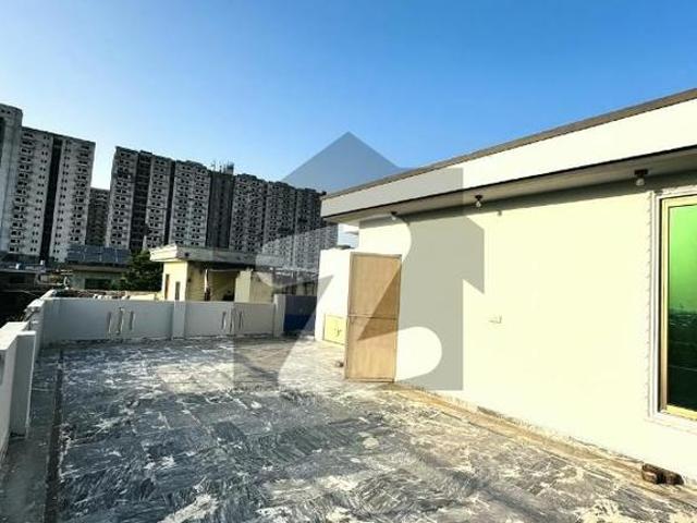 House for sale in جی-7, اسلام آباد