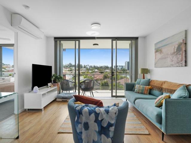 Apartment for sale in Varsity Lakes, Gold Coast City