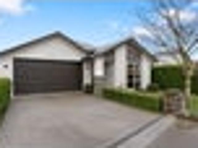 House for sale in Aidanfield