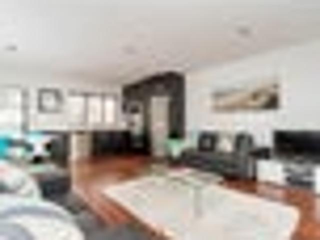 Townhouse for sale in Freemans Bay
