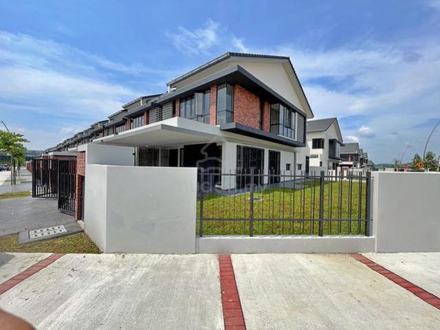 Terraced House for sale in Tanjong Sepat, Selangor