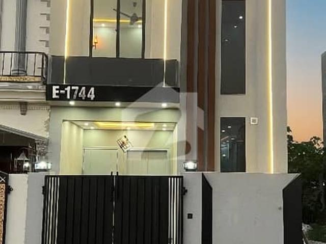 House for sale in لاہور, لاہور ڈویژن