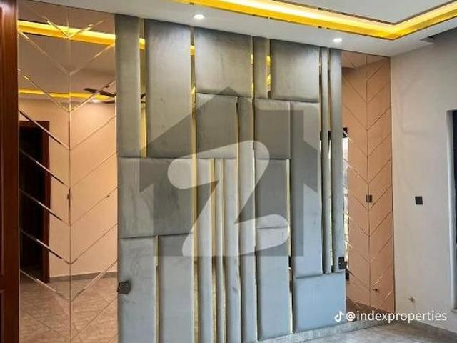 House for sale in تحصیل پشاور شہر, پشاور ڈویژن
