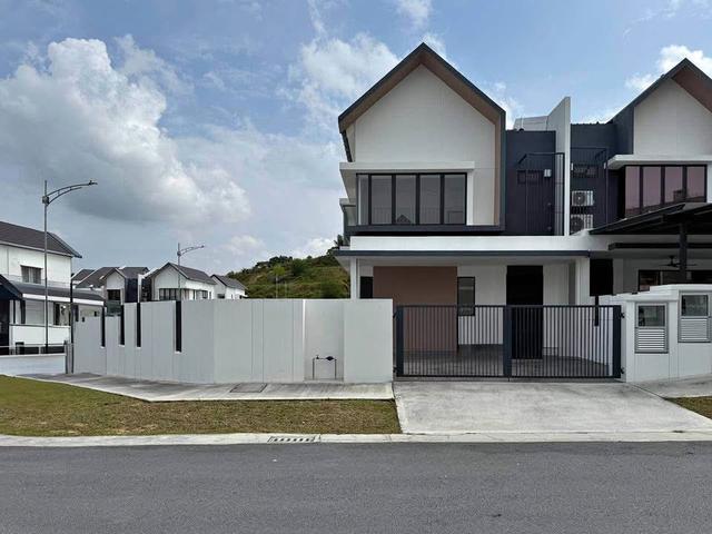 Terraced House for sale in Tanjong Sepat, Selangor
