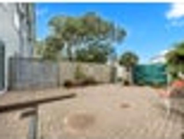 Apartment for sale in Whangaparaoa