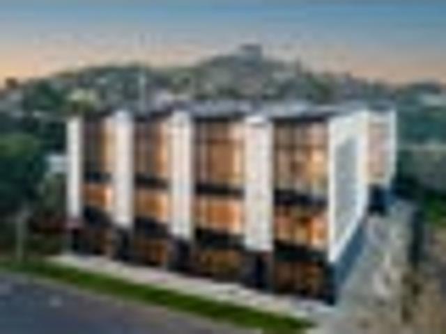 Townhouse for sale in Balmoral