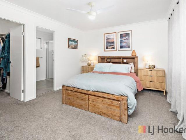 Townhouse for sale in Oak Flats Dc, New South Wales