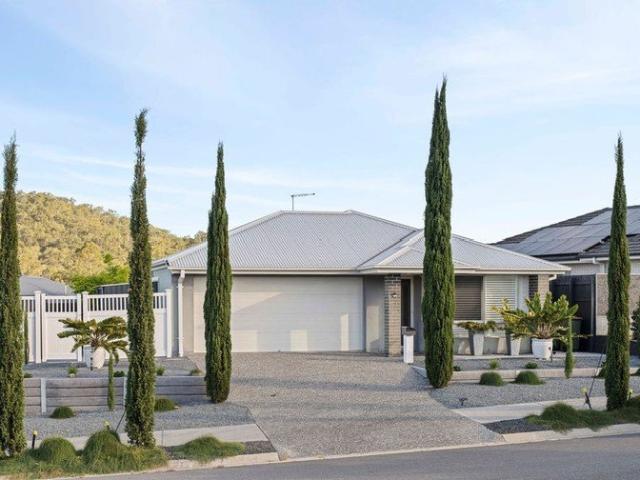 House for sale in Brookhaven, Greater Brisbane