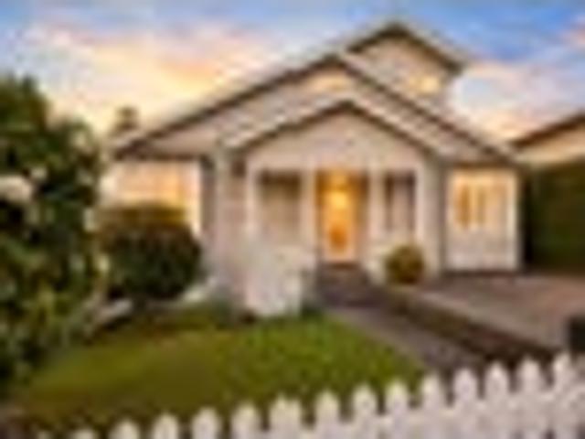 House for sale in Royal Oak