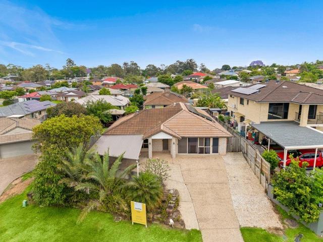 House for sale in Hillcrest, Greater Brisbane