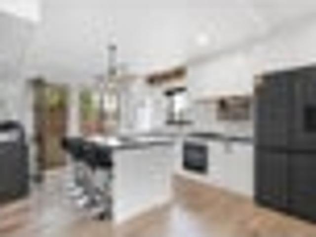 House for sale in Chaslands, Canterbury