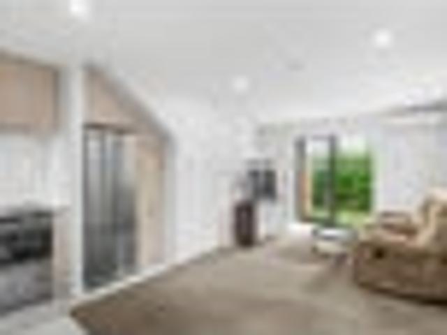 Townhouse for sale in Heathcote, Canterbury