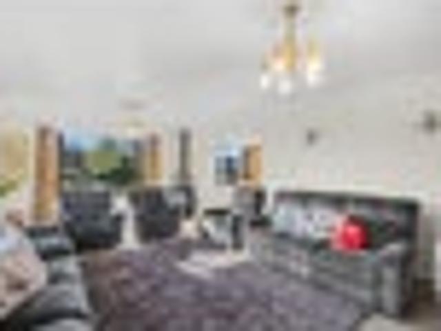 House for sale in Chaslands, Canterbury