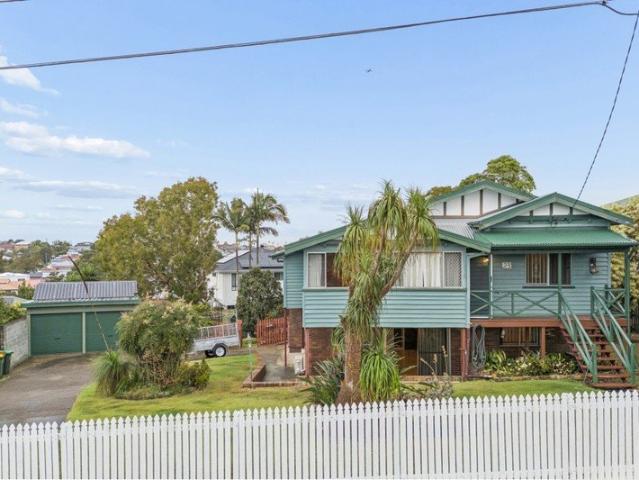 House for sale in Camp Hill, Greater Brisbane