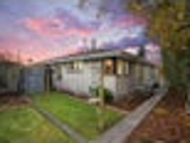 House for sale in Casebrook, Canterbury