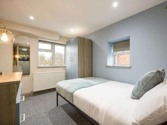 Room for rent in Berrick Salome, Oxfordshire