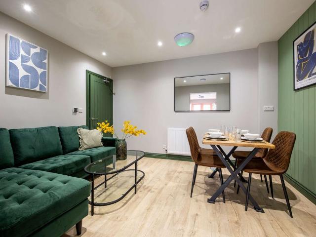 Room for rent in Risinghurst and Sandhills, The Slade