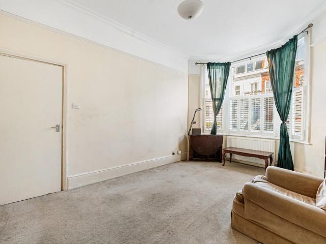 Apartment for rent in London Borough of Hammersmith and Fulham, Greater London