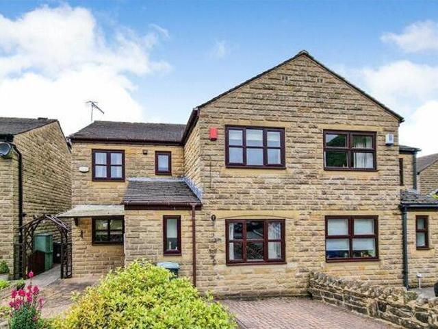 House for sale in Keighley, West Yorkshire