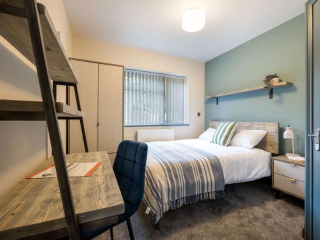 House for rent in Risinghurst and Sandhills, The Slade