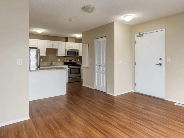 Apartment for rent in Wedgewood, Alberta