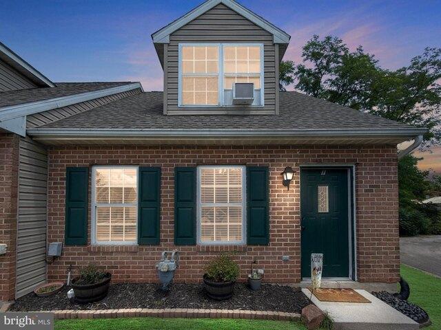 Condo for sale in New Oxford