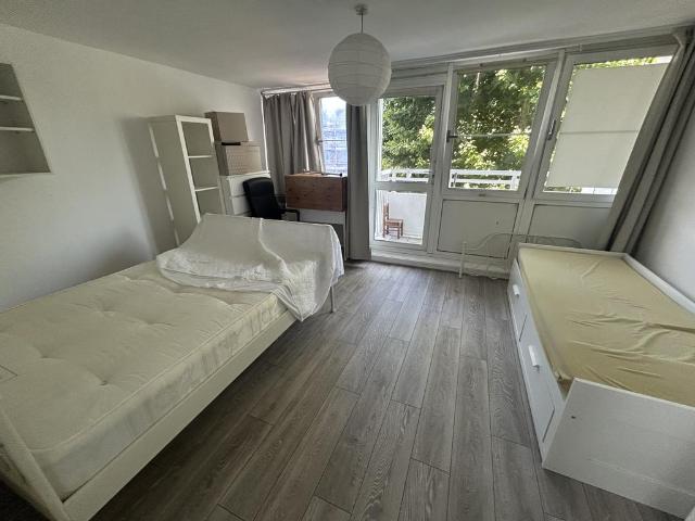 House for rent in North Kensington, Greater London