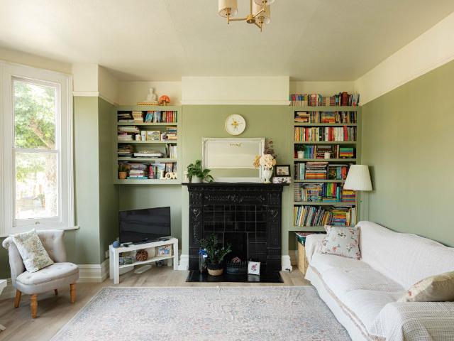 House for rent in North Kensington, Greater London