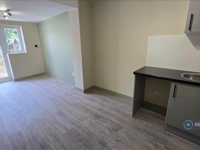Apartment for rent in Denham, Higher Denham