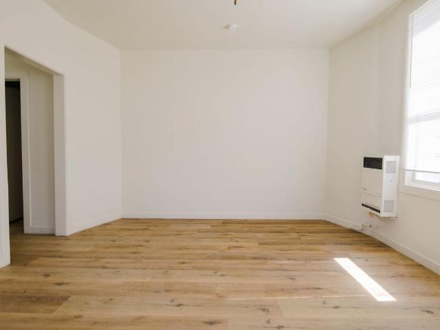 Apartment for rent in Canoga Park, California