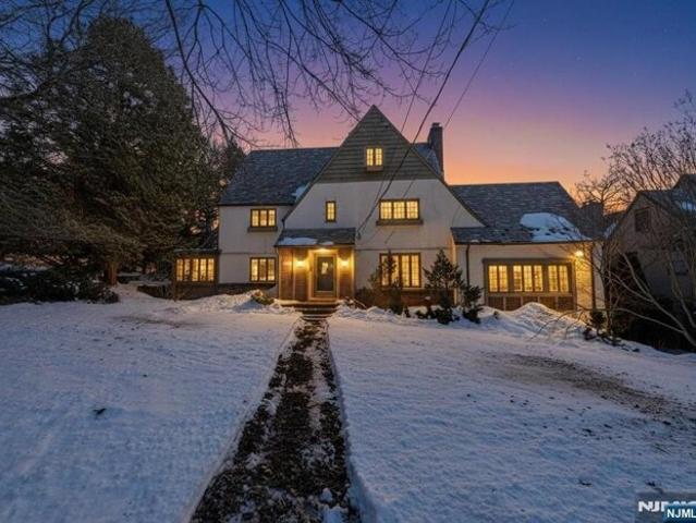 House for sale in Glen Rock, New Jersey