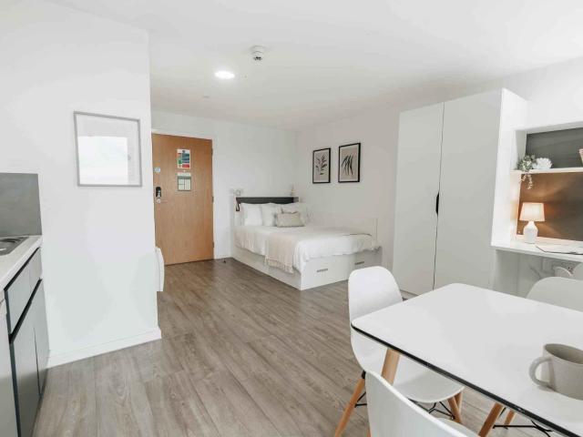 Apartment for rent in Lansdowne, Springbourne